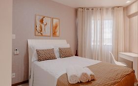 Apartamento com vista mar, lazer completo ao lado do Shopping Salvador